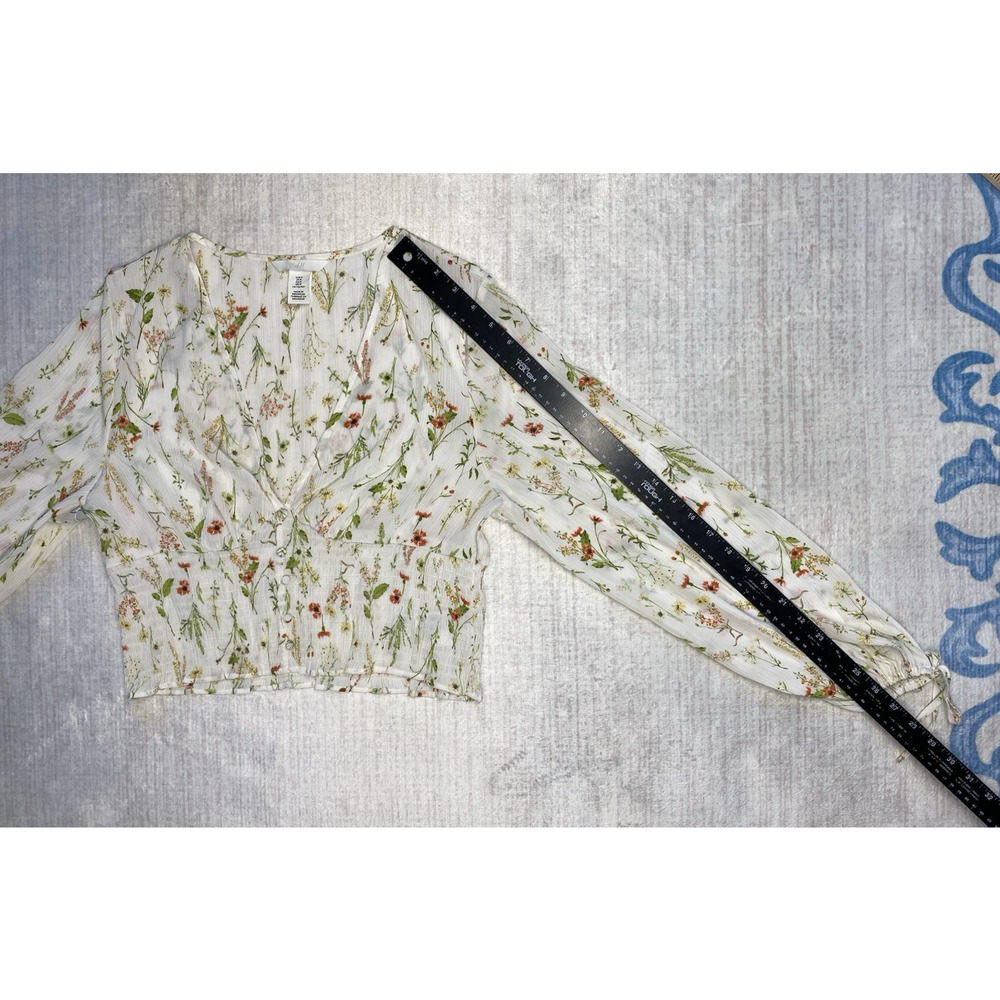 H&M Blouse Womens Medium Lightweight Floral Boho Chic Fairy Romantic Ethereal - Picture 7 of 13